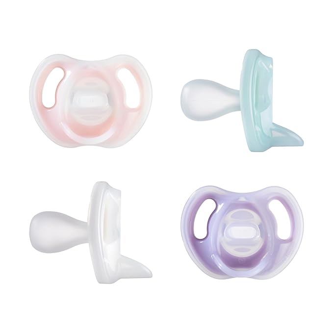 Tommee Tippee Ultra-light Silicone Pacifier, Symmetrical One-Piece Design 0-6 months, 4 Pacifiers