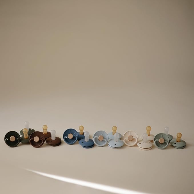 FRIGG Little Viking Natural Rubber Baby Pacifier 2-Pack | Made in Denmark 0-6 Months)