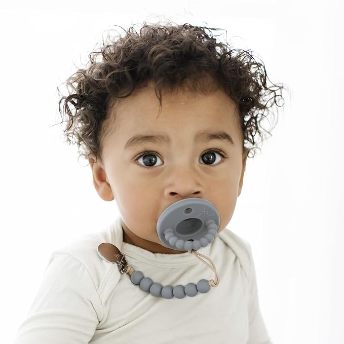 Ryan & Rose Cutie PAT Pacifier Teether (Flat, Charcoal)