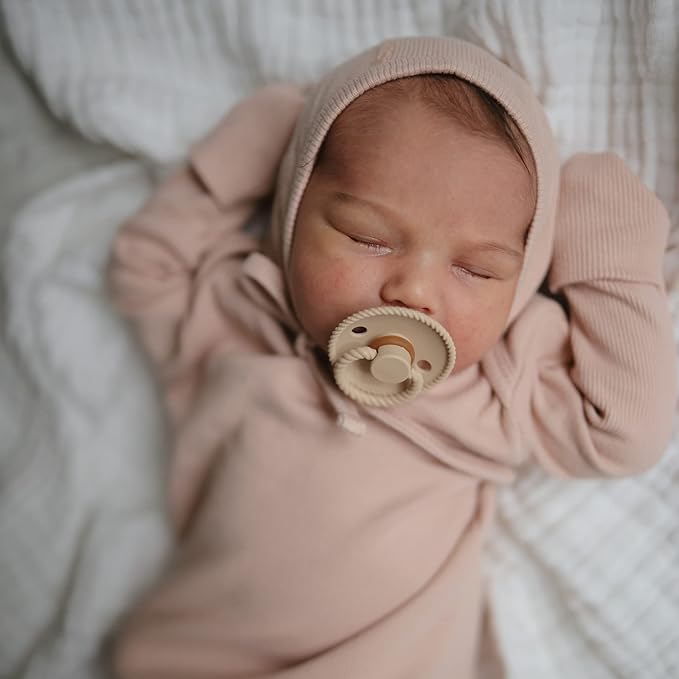 Frigg Rope SilkySoft Silicone Baby Pacifier | Made in Denmark 6-18 Months)