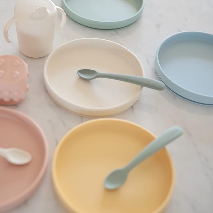 mushie Classic Silicone Suction Plate | BPA-Free Non-Slip Design (Blush)