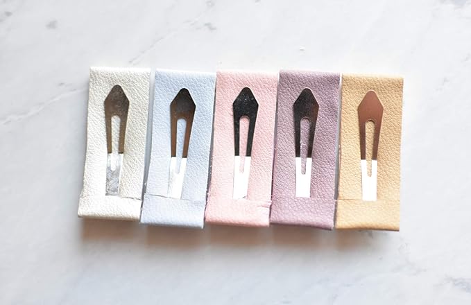 California Tot Rectangle Faux Leather Hair Snap (Cottontail Set of 5) One