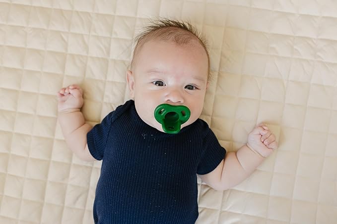 Soft Silicone Pacifiers (4 Pack) ??One Piece Design - 0-36 Months