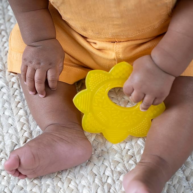 Bright Starts Sunny Soothers 2pk Multi-Textured Bpa Free Baby Teethers 3 Months+
