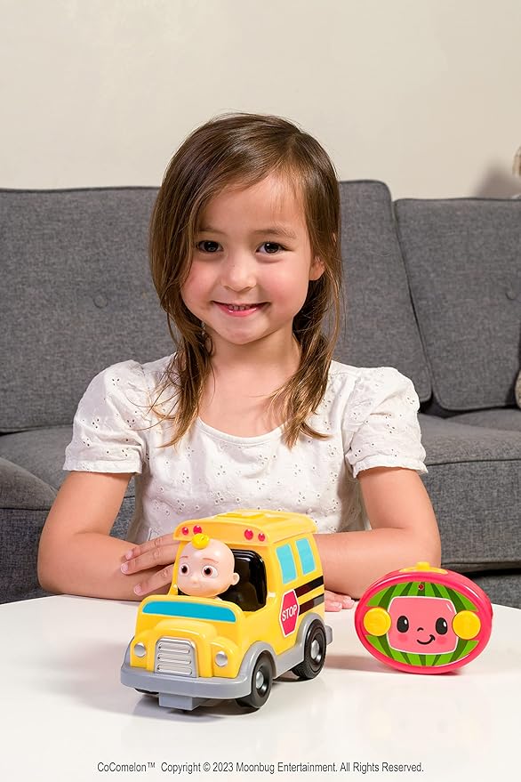 Jada Toys Cocomelon 7.5" School Bus RC Remote Control Car,