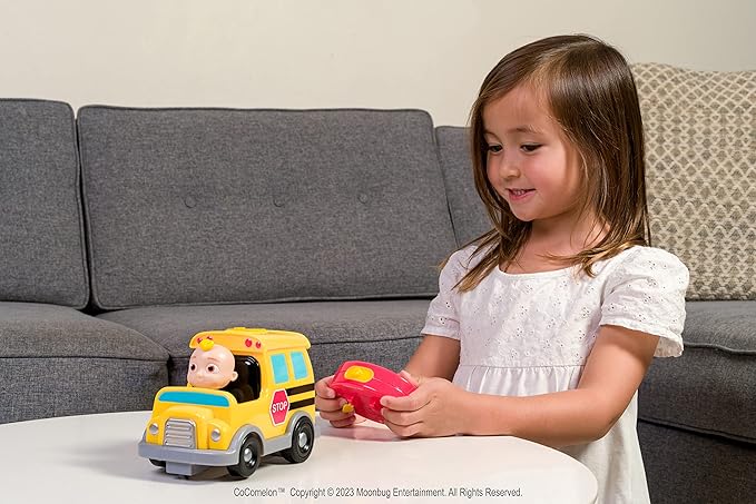 Jada Toys Cocomelon 7.5" School Bus RC Remote Control Car,