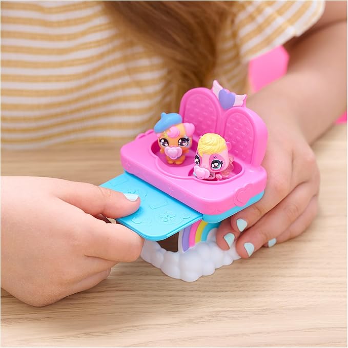 Hatchimals Alive, Hungry Hatchimals Playset with Highchair Toy and 2 Mini Figures in Self-Hatching Eggs 3 and
