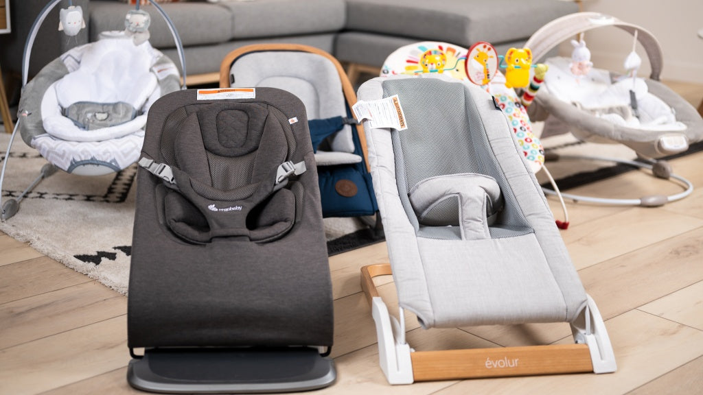 Ergonomic-baby-bouncer-in-grey-for-infant-comfort–LittleNest-Shop