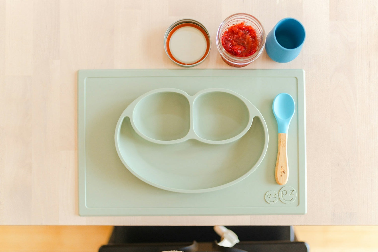 Soft-BPA-free-baby-feeding-spoons-with-easy-grip-handles – LittleNest-Shop