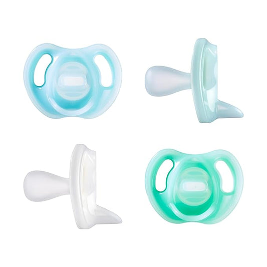 Tommee Tippee Ultra-light Silicone Pacifier, Symmetrical One-Piece Design 0-6 months, 4 Pacifiers