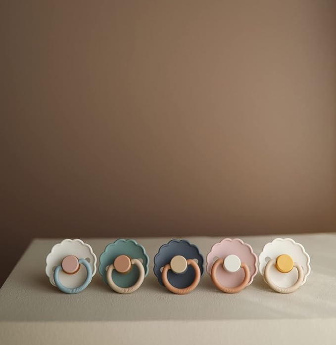 FRIGG Daisy Natural Rubber Baby Pacifier | Made in Denmark 0-6 Months) 2-Pack