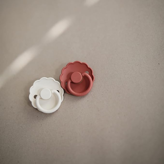 FRIGG Daisy Natural Rubber Baby Pacifier | Made in Denmark 6-18 Months) 2-Pack