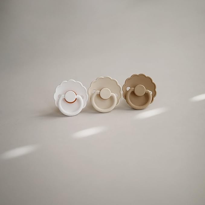 FRIGG Daisy Natural Rubber Baby Pacifier | Made in Denmark 0-6 Months) 2-Pack