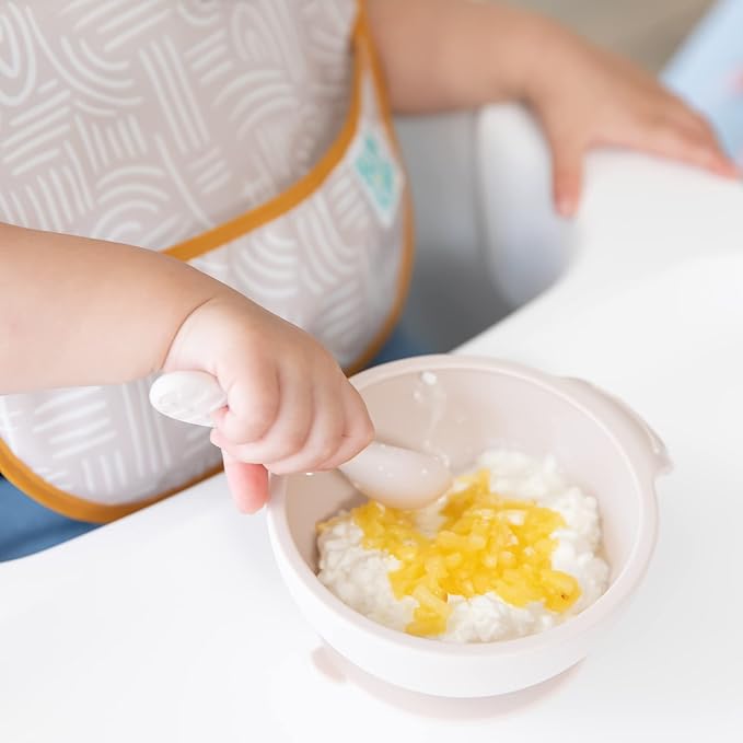 Bumkins Baby Bowl, Silicone Feeding Set with Suction for Baby and Toddler, Includes Spoon and Lid, First Feeding Set, Training Essentials for Baby Led Weaning for Babies 4 Months Up, Sand