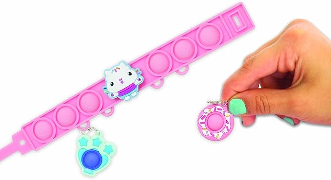 Tara Toys DreamWorks Gabby's Dollhouse Pop-Eeze Bracelet Activity, Multi