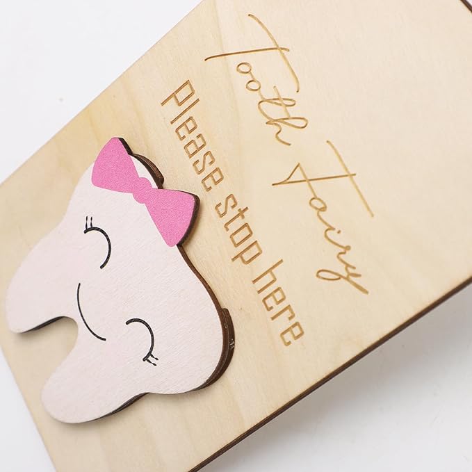 Cute Wooden Tooth Fairy Door Hanger with Money Holder, Comforting Kids with Lost Tooth