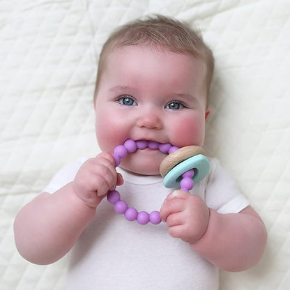Nuby Natural Wood & Silicone Teether: 3 M+, Heart Bracelet