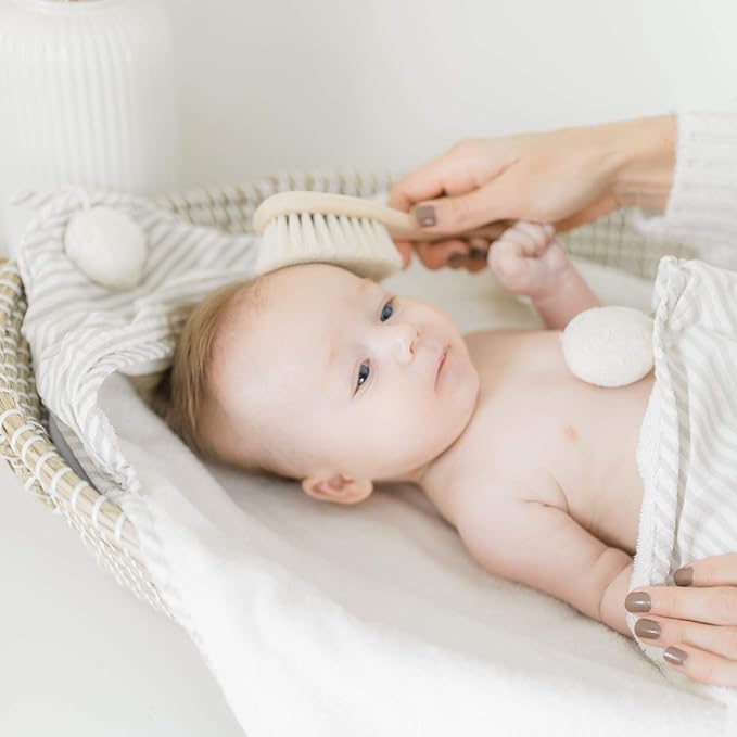 Ali+Oli Newborn Wooden Hair Brush- Baby Brush Set for Newborns- Baby Hair Brush with Mini Loofah- Infant Hair Brush, Cradle Cap, Wooden Baby Brush with Soft Goat Bristle