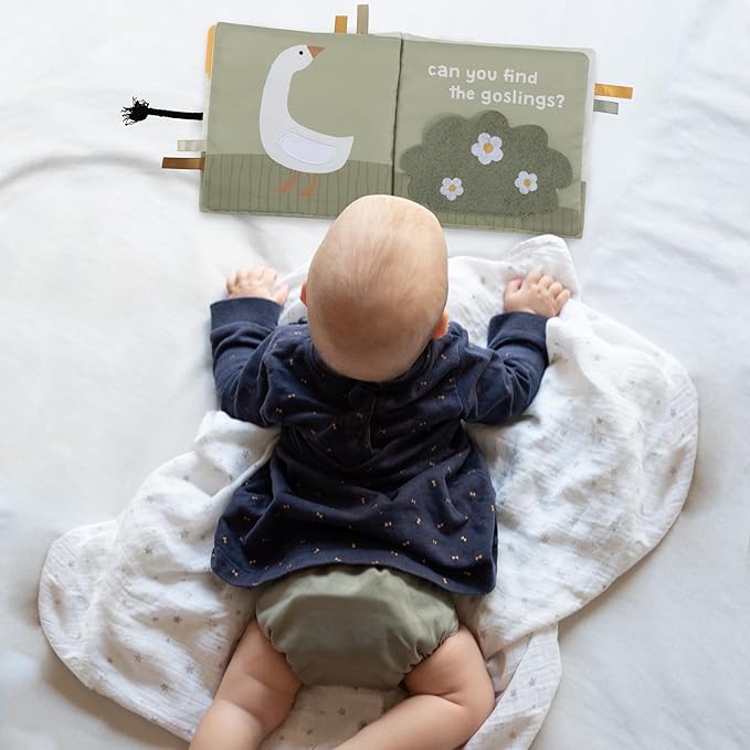 Soft Baby Book with Touch and Feel Pages - Cute Sensory Book for Babies 0-6 Months with Textured Farmworld, Mirror & Crinkle Paper
