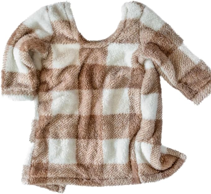 Buckle Me Baby Car Seat Blanket - Wearable Car Seat Blankets for Babies - Carseat Blanket Made from Cozy Warm Sherpa for Winter and Fall - Cover, Poncho, Jacket Alternative for Kids and Babies