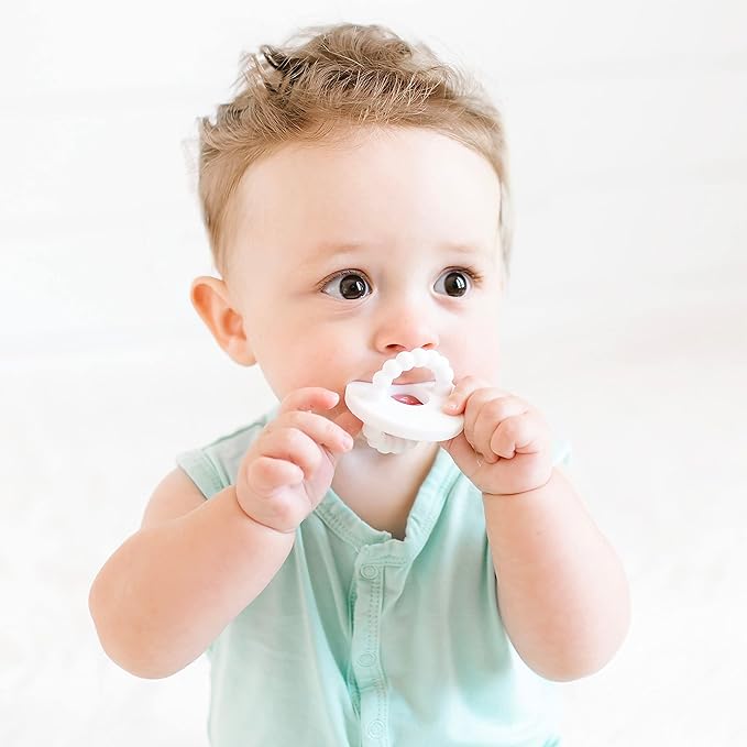 Ryan and Rose Cutie Bit Teether (White)