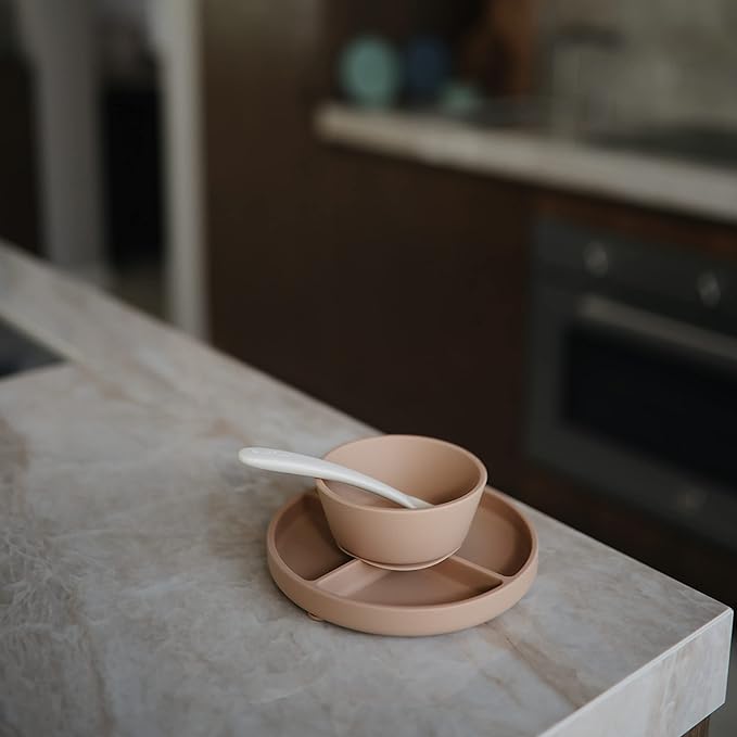 mushie Silicone Suction Bowl | BPA-Free Non-Slip Design (Natural)