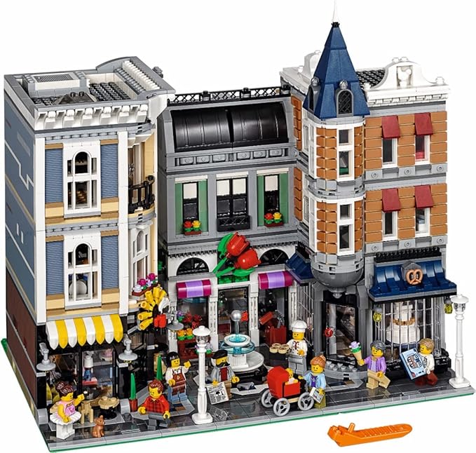 LEGO Creator Expert Assembly Square 10255 Building Kit (4002 Pieces)