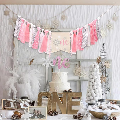 Winter Onederland Highchair Banner, Snowflake One Cake Topper Crown Hat Latex Balloons For Baby Girls Winter First Birthday Party Decorations 4