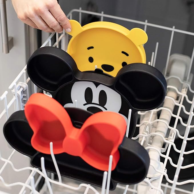 Bumkins Disney Toddler and Baby Suction Plate, Silicone Grip Dish, Baby Led Weaning, Kids Feeding Supplies, Non Skid Sticky Bottom, Platinum Silicone, for Children Ages 6 Months Up, Minnie Mouse