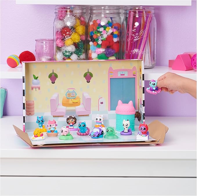 Gabby's Dollhouse, Meow-Mazing Mini Figures 12-Pack (Amazon Exclusive) 3 and