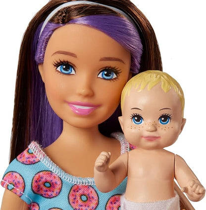 Barbie Babysitting Playset with Skipper Friend Doll, Color-Change Baby Doll 3 to 7 Year
