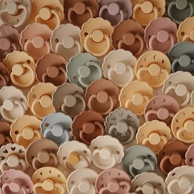 FRIGG Daisy Natural Rubber Baby Pacifier | Made in Denmark 6-18 Months) 2-Pack