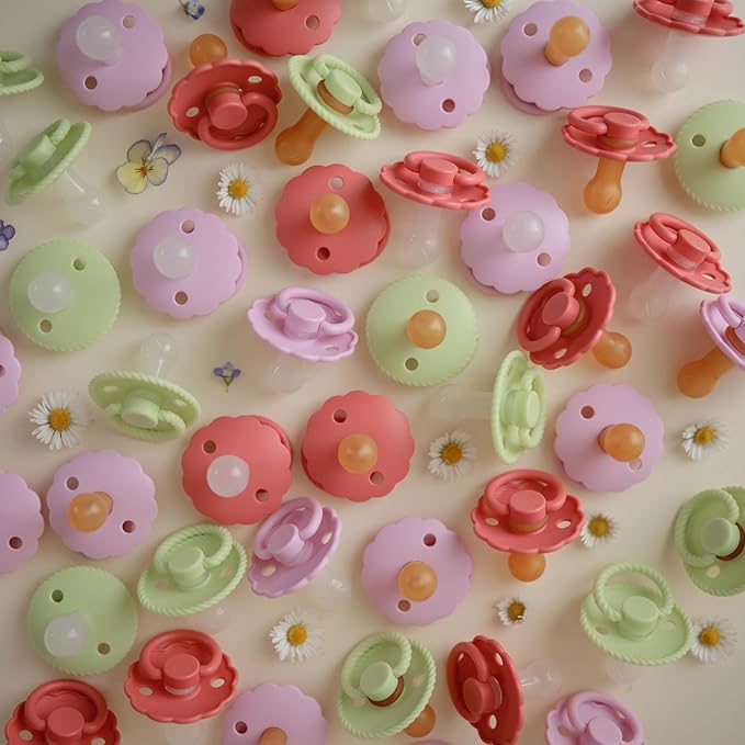 FRIGG Daisy Natural Rubber Baby Pacifier | Made in Denmark 1) 2-Pack
