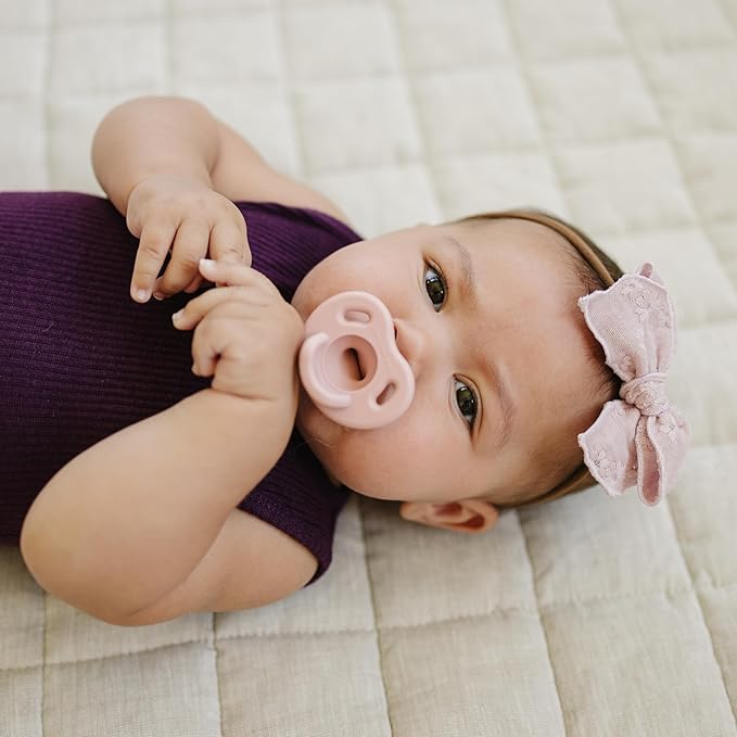 Soft Silicone Pacifiers (4 Pack) ??One Piece Design - 0-36 Months