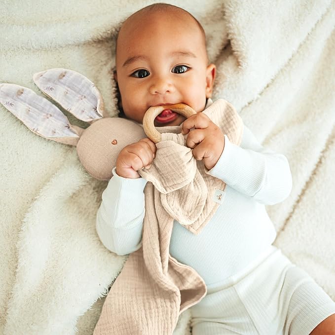 Mikito Organic Cotton Newborn Gifts Box, Baby Gifts Unisex incl. Muslin Baby Lovey Comforter + Baby Bandana Bib Drool + Wooden Baby Teether + Birth Announcement Sign