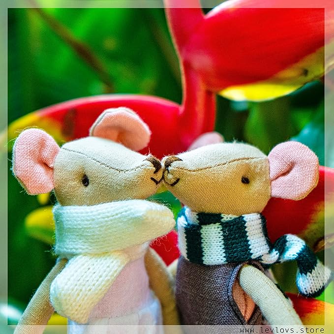 LEVLOVS Ballerina Mouse Ballerina Doll in a Matchbox Toy Baby